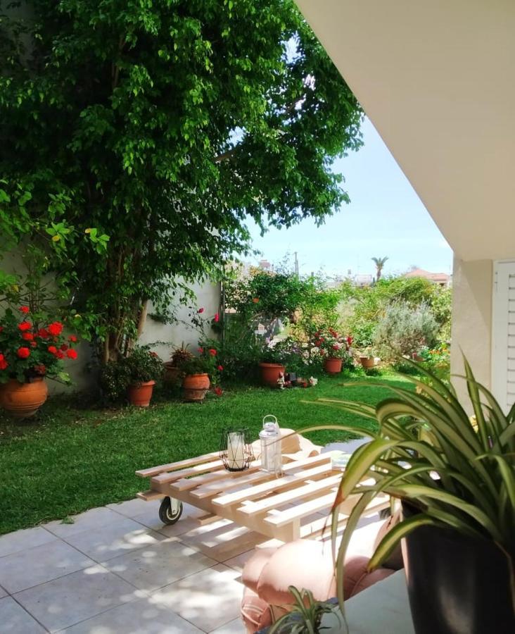 Xrysa'S Garden Daire Mesolóngion Dış mekan fotoğraf
