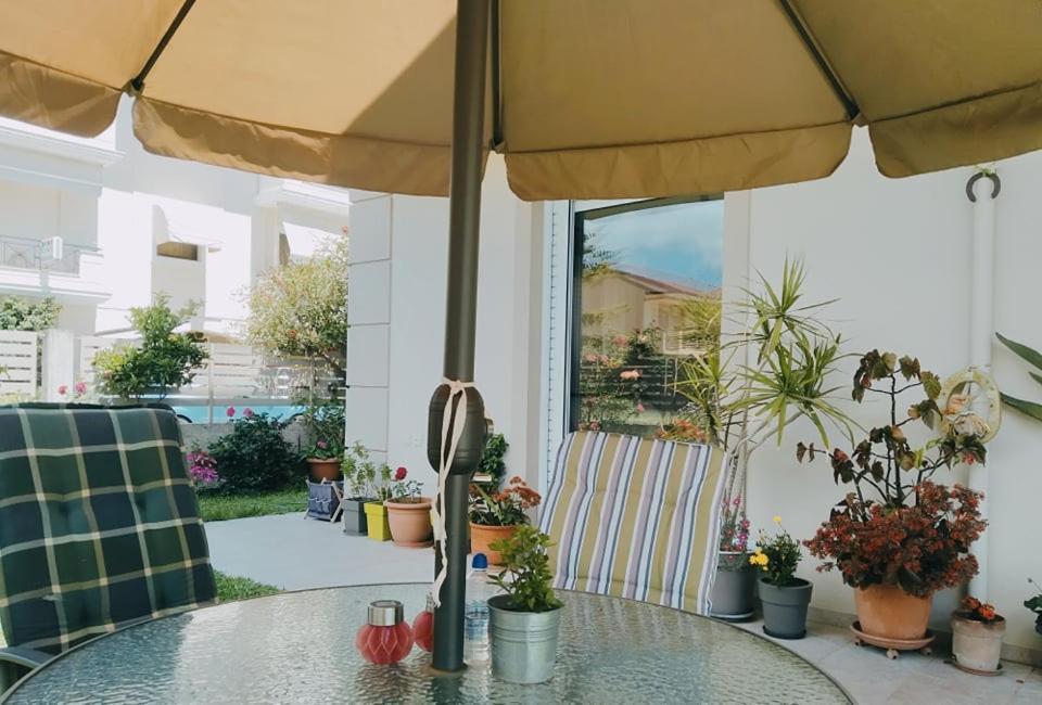 Xrysa'S Garden Daire Mesolóngion Dış mekan fotoğraf