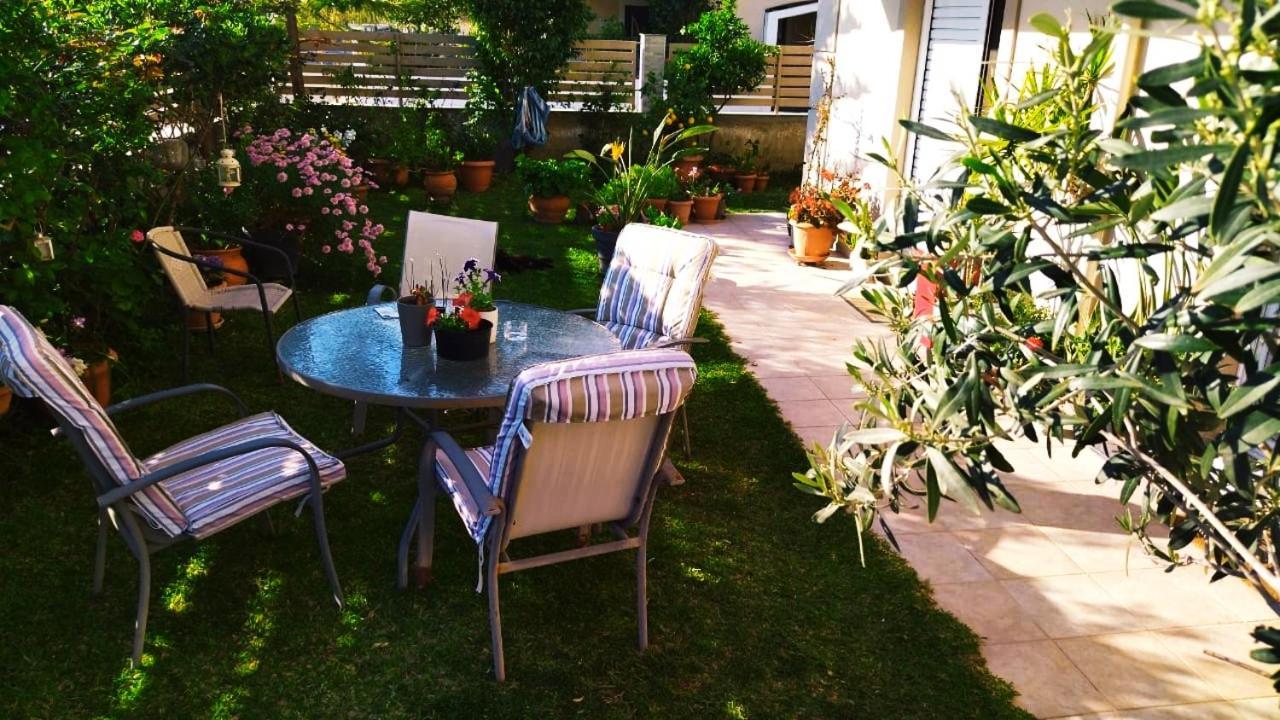 Xrysa'S Garden Daire Mesolóngion Dış mekan fotoğraf